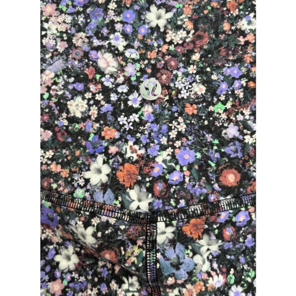 Womens Lululemon Align High-Rise Short with Pockets 8" Floral Print Size 10 - Picture 5 of 6